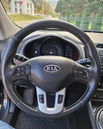 Kia Sportage cena 45000 przebieg: 187000, rok produkcji 2011 z Oświęcim małe 781